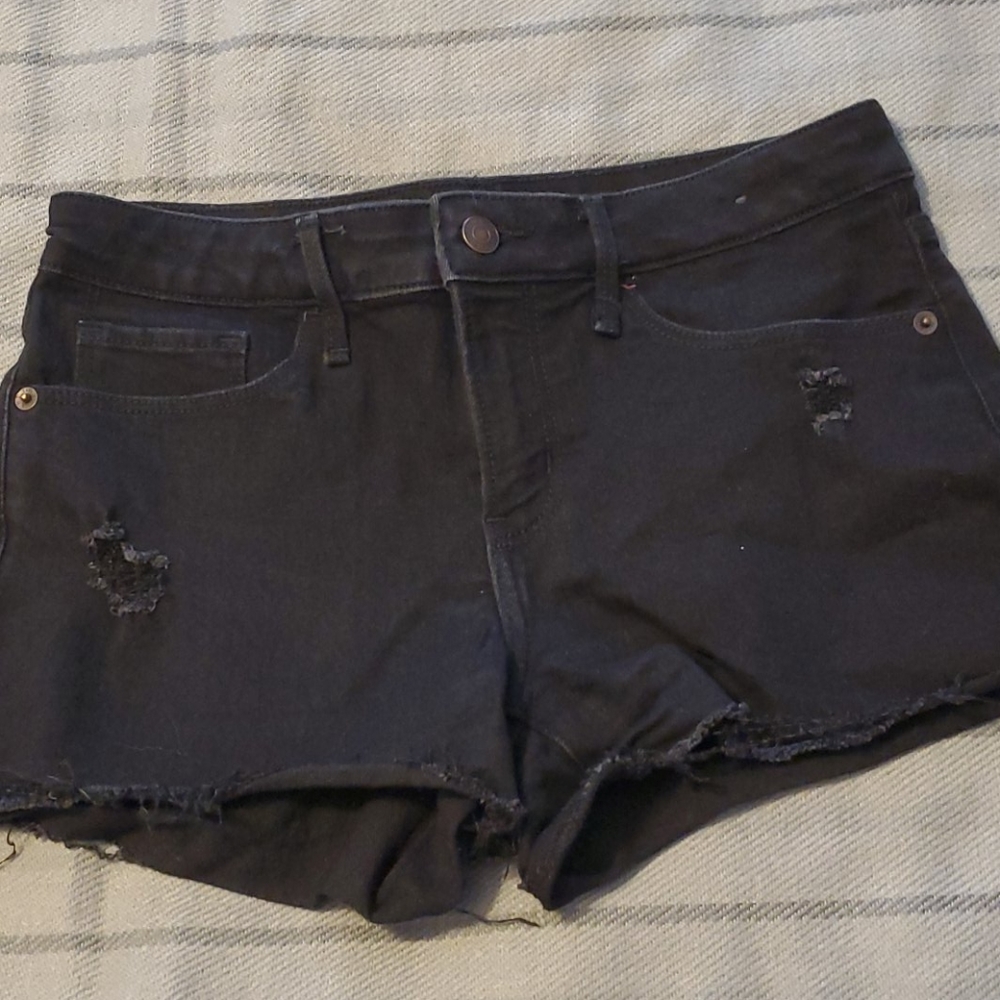 Abercrombie women's black shorts